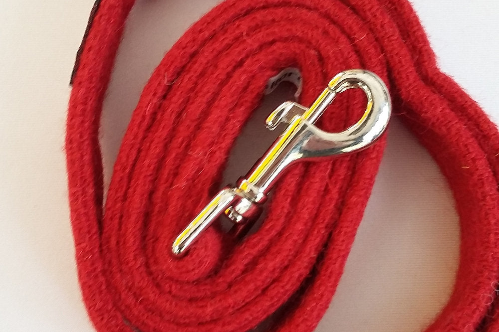 Berry Red Tweed Dog Lead